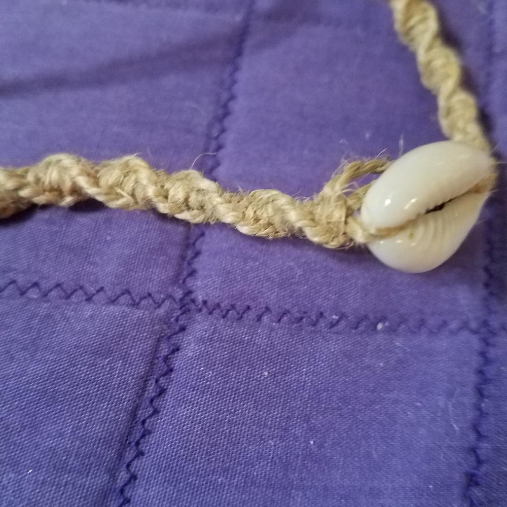 3 for $20 Hemp & shell necklace - Picture 3 of 4